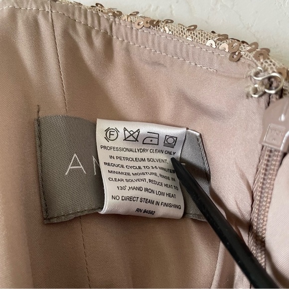 Amsale Dresses Amsale London Sequin Tulle Strapless Column Maxi Gown In Gold Sz8 - Picture 5 of 10